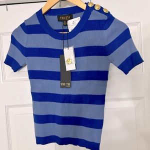 Truth by Republic brand top, brand new size small!